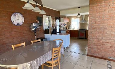 CASA VENTA CANNING BARRIO ECHEVERRIA DEL LAGO