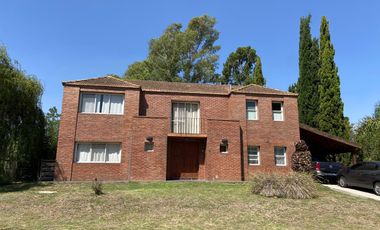 CASA VENTA CANNING BARRIO ECHEVERRIA DEL LAGO