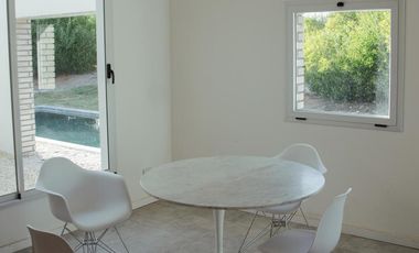 Casa a Estrenar en Barrio Golf II de Costa Esmeralda