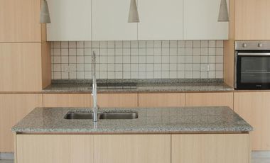Casa a Estrenar en Barrio Golf II de Costa Esmeralda