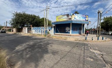 Local en Merlo Gaboto y Jose Marti