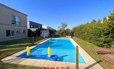 VENTA • ESCOBAR • PUERTOS DEL LAGO-VISTAS• CASA • 5 AMBIENTES • PISCINA