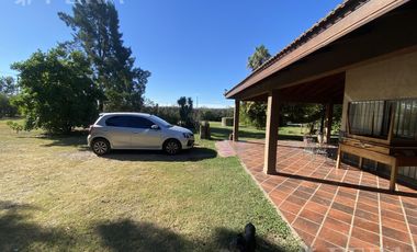 Venta casa quinta de 4 ambientes con piscina en Villa San Luis - Florencio Varela