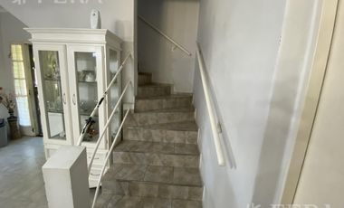 Venta casa quinta de 4 ambientes con piscina en Villa San Luis - Florencio Varela