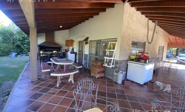 Venta casa quinta de 4 ambientes con piscina en Villa San Luis - Florencio Varela