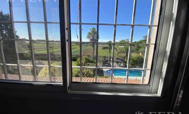 Venta casa quinta de 4 ambientes con piscina en Villa San Luis - Florencio Varela