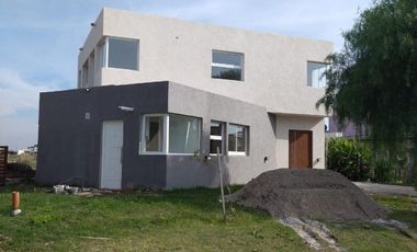Casa a estrenar en área 2 San Sebast