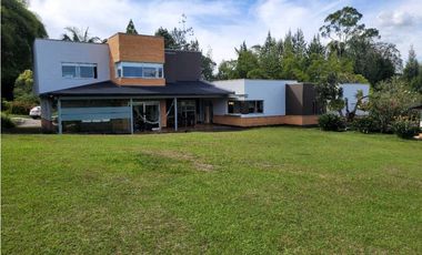 Venta de Finca en Guarne Excelente Ubicación Unidad Cerrada