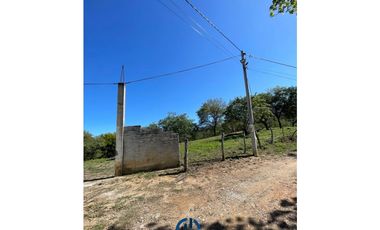 SE VENDEN LOTES EN CONJUNTO CERRADO EXCLUSIVO UBICADO EN BONDA MAZINGA