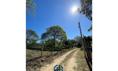 SE VENDEN LOTES EN CONJUNTO CERRADO EXCLUSIVO UBICADO EN BONDA MAZINGA