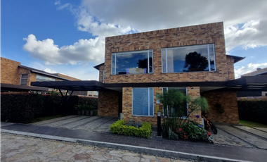 ACSI 1088. Casa en venta Mosquera, Caminos de Belén.