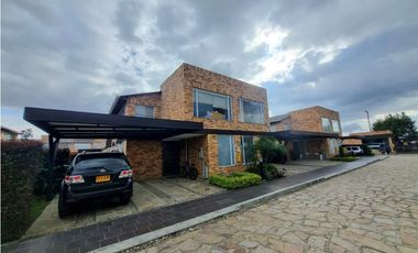 ACSI 1088. Casa en venta Mosquera, Caminos de Belén.