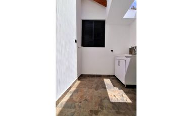 CASA MODERNA A LA VENTA EN MARINILLA