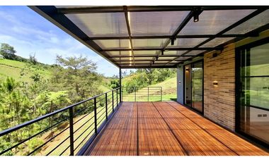 CASA MODERNA A LA VENTA EN MARINILLA