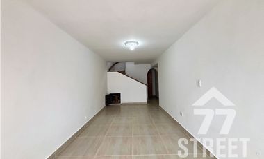 Casa cerca a Campanario