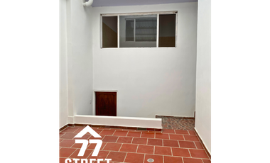Casa comercial en Altos de Jardín