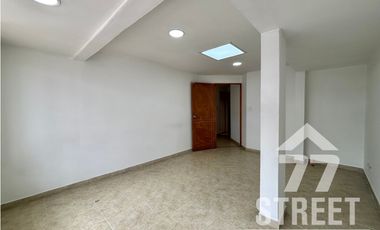 Casa cerca a Campanario