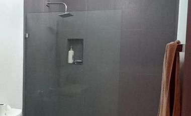 Casa de 2 niveles amueblada en  renta ubicada en Fracc. Punta del Mar, en Coatzacoalcos, Veracruz.