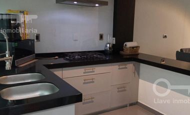 Casa de 2 niveles amueblada en  renta ubicada en Fracc. Punta del Mar, en Coatzacoalcos, Veracruz.