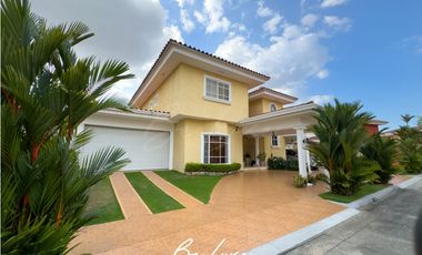 VENDO CASA EN COSTA DEL ESTE, PH PALMERA DEL ESTE (2)