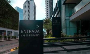 LOCAL COMERCIAL EN BELLA VISTA PH  NUOVO ARMANI 127M2