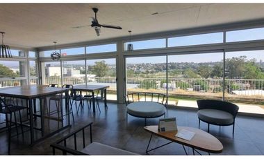 ✨ DEPARTAMENTO CON VISTA AL LAGO Y LAS SIERRAS – OPORTUNIDAD ÚNICA ✨