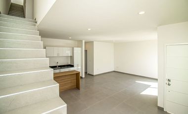 ¡ESTRENA, CASA EQUIPADA CON ALBERCA Y JARDIN PROPIO! A 5 MIN. DE LA DESV DE BURGOS (SUR DE CUERNAVACA)