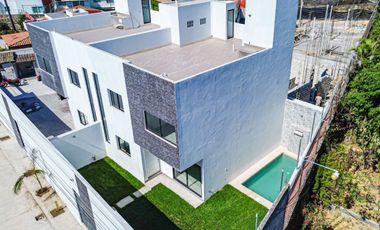 ¡ESTRENA, CASA EQUIPADA CON ALBERCA Y JARDIN PROPIO! A 5 MIN. DE LA DESV DE BURGOS (SUR DE CUERNAVACA)