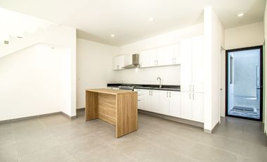¡ESTRENA, CASA EQUIPADA CON ALBERCA Y JARDIN PROPIO! A 5 MIN. DE LA DESV DE BURGOS (SUR DE CUERNAVACA)