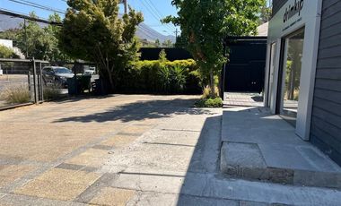 Local Comercial en Arriendo en Luis Pasteur / Los Gomeros