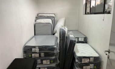 Local Comercial en Arriendo en Luis Pasteur / Los Gomeros