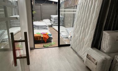 Local Comercial en Arriendo en Luis Pasteur / Los Gomeros