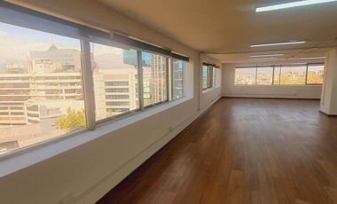 Se Vende Oficina Planta Libre 122 M2. Edificio Panorámico