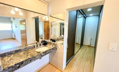 Casa en venta  Puerto Roldán