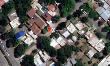 Casa venta 2 dormitorios 1 baño 1 patio 1 galpon 220 mts2 totales - Berazategui