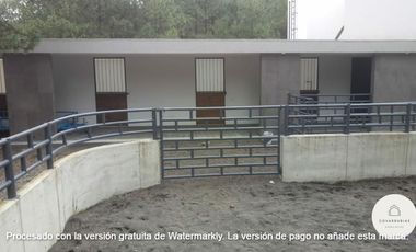 Rancho en Venta en Santo Tomás Ajusco, CDMX |  3 Casas + Caballerizas