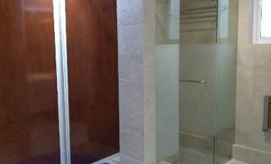 Residencia de Lujo en Lomas Hipódromo – ¡400 m² de Jardín, Alberca y Seguridad.