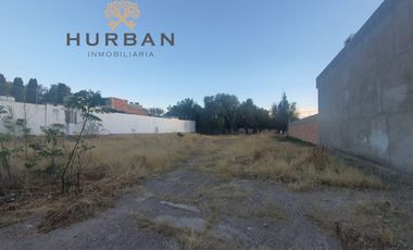 HURBAN VENDE terreno en la Fátima de 1300 m2