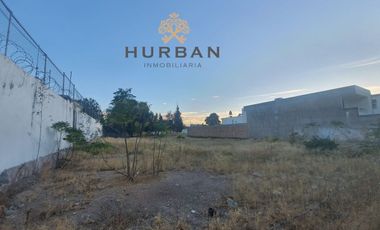 HURBAN VENDE terreno en la Fátima de 1300 m2