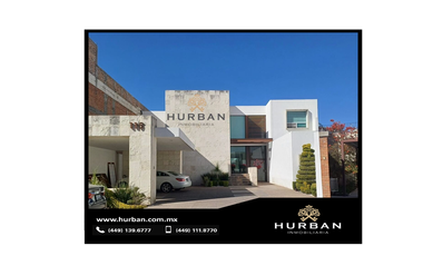 HURBAN VENDE residencia en Campestre Club de Golf Norte.