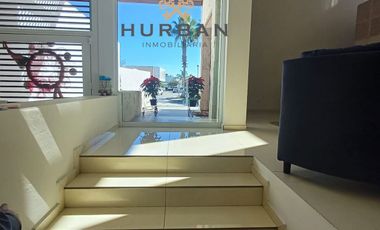 HURBAN VENDE residencia en Campestre Club de Golf Norte.