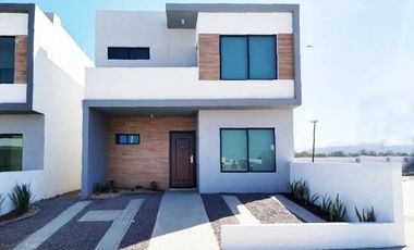 CASA EN VENTA EN RESIDENCIAL