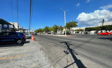LOCAL COMERCIAL EN RENTA FRENTE A CLINICA 34