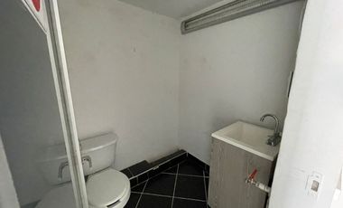 LOCAL COMERCIAL EN RENTA FRENTE A CLINICA 34