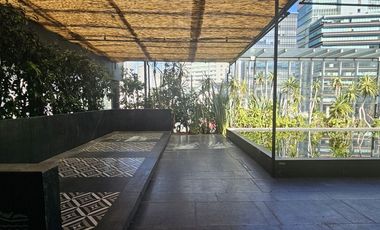 Local 821m2 en Santa Fe con terraza y area para cocina