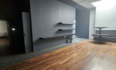 Local 821m2 en Santa Fe con terraza y area para cocina