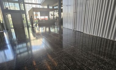 Local 454m2 en Santa Fe