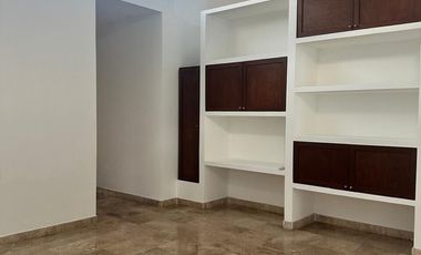 CASA EN VENTA PRIVANZAS