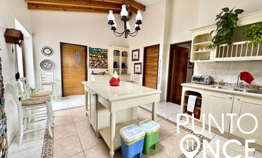 Club de Golf San Carlos, Metepec.- Residencia en venta