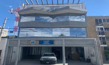 EDIFICIO CON OFICINAS EN RENTA EN EL CENTRO DE TORREON COAH.